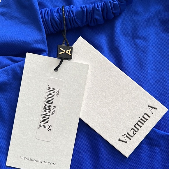 Vitamin A Jadon One Piece - Picture 9 of 11